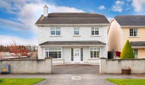 1 Knightsfield Crescent